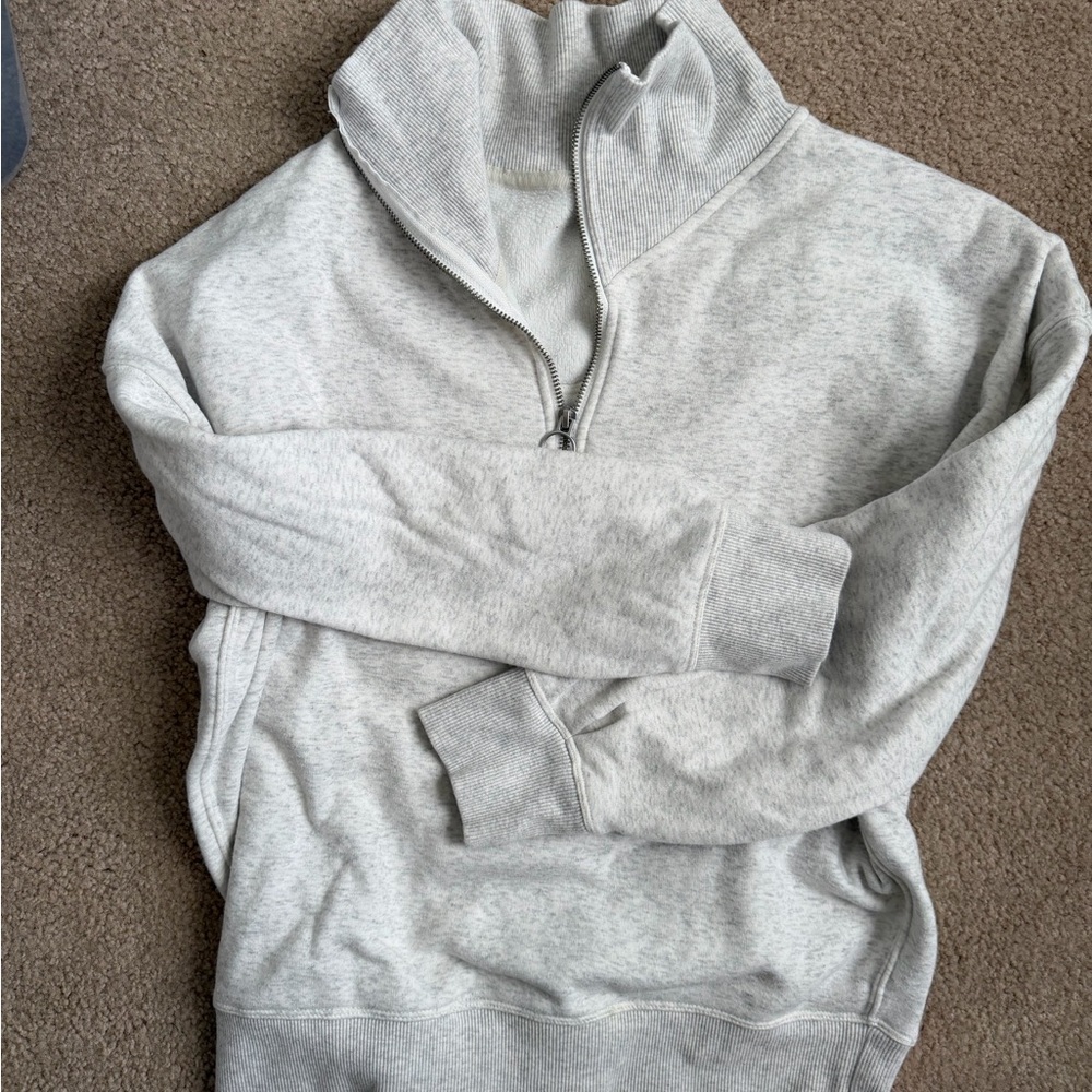 Athleta Women’s Light Gray Zip-Up Sweater